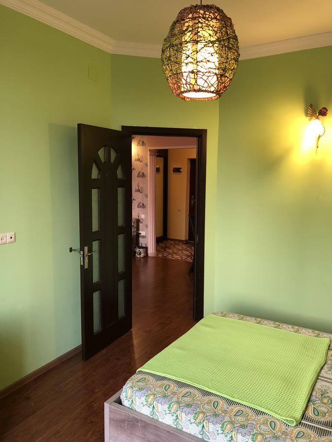 Apartment Gio Batumi Luaran gambar