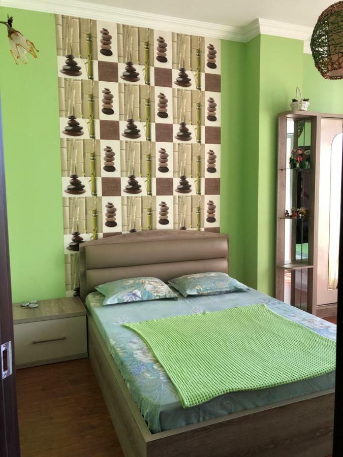 Apartment Gio Batumi Luaran gambar